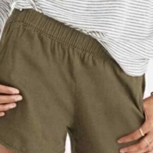MADEWELL Green Athletic Shorts Elastic Waistband Relaxed Fit